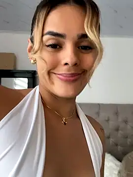 ZoeJohnsoon online show from November 2025 06:54:02 PM