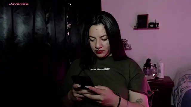 Snapshot of party_hornys69 chatting on January 2025 11:00:01 PM party hornys69 online show from January 2025 11:00:01 PM