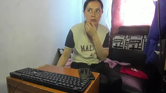 Nathaly love96 online show from May 2026 06:59:01 PM