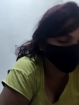 illay love online show from December 2025 03:28:02 PM