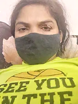 Snapshot of illay_love chatting on May 2026 02:43:01 PM illay love online show from May 2026 02:43:01 PM