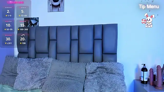 Sophia Lemos online show from February 2025 01:44:01 PM