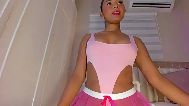 zoe sky  online show from March 2025 11:42:02 AM