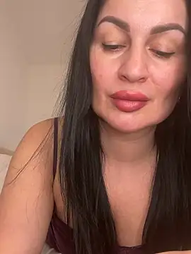 Helena7077 online show from February 2026 03:23:01 PM