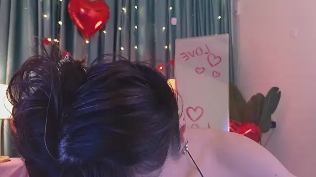 AudreyMell online show from February 2025 06:22:01 PM