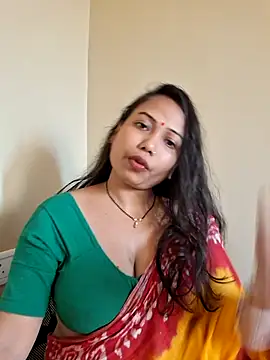 Snapshot of DREAM_GIRL-30 chatting on May 2026 05:25:02 AM DREAM GIRL-30 online show from May 2026 05:25:02 AM