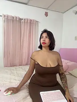 LucyMartelli online show from July 2026 11:39:02 AM