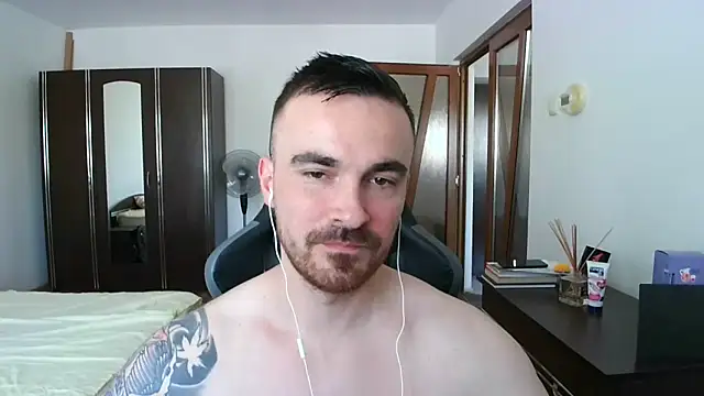 Snapshot of mu5clemania2 chatting on June 2026 09:52:01 AM mu5clemania2 online show from June 2026 09:52:01 AM