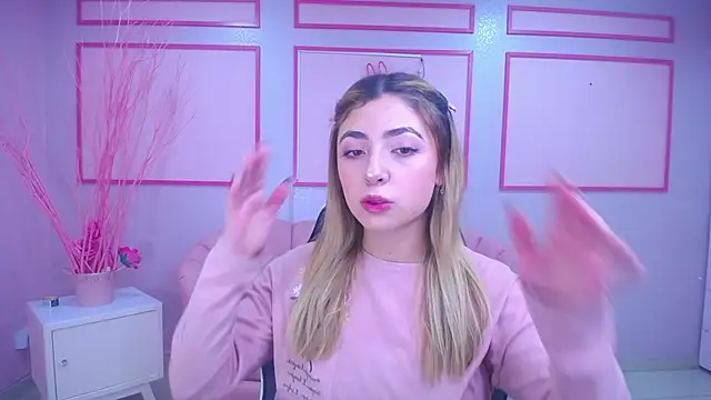 channel blonde a online show from December 2024 04:42:01 PM