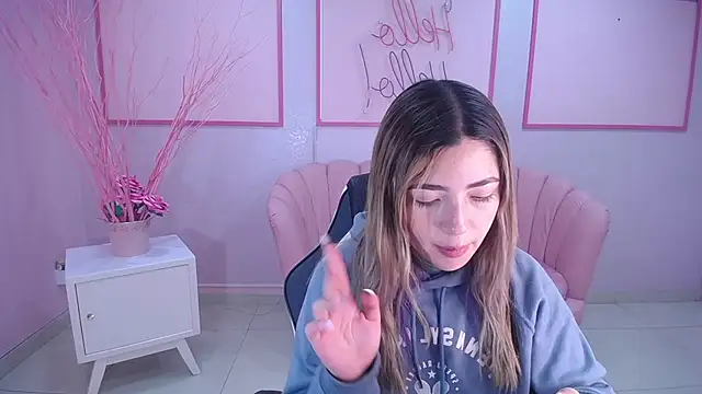 channel blonde a online show from January 2025 04:37:01 PM