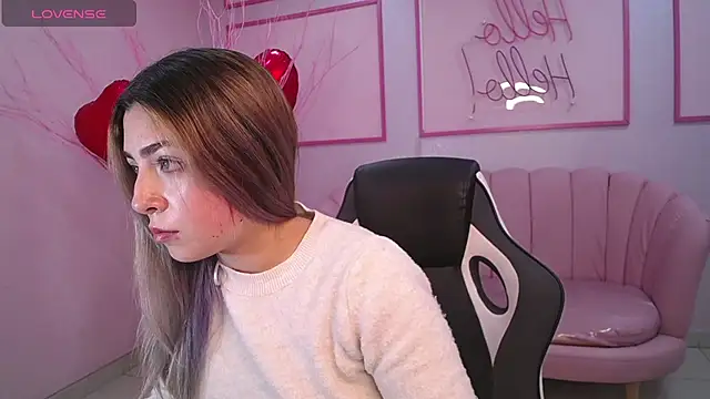 channel blonde a online show from February 2025 06:00:01 PM