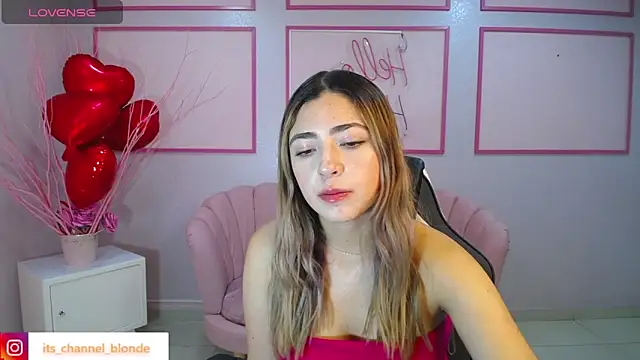 channel blonde a online show from February 2025 04:32:01 PM