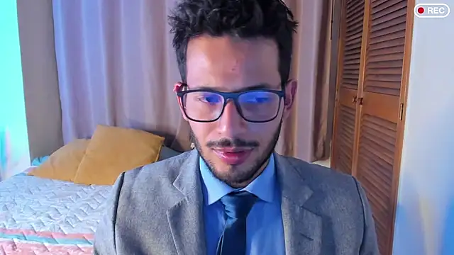 Snapshot of Nicholasrodrii chatting on January 2026 11:30:02 PM Nicholasrodrii online show from January 2026 11:30:02 PM