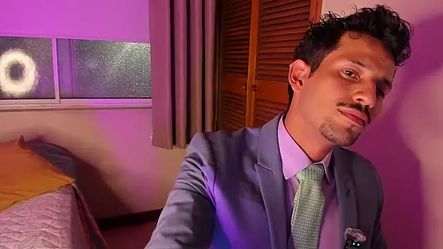 Snapshot of Nicholasrodrii chatting on February 2026 12:04:02 AM Nicholasrodrii online show from February 2026 12:04:02 AM