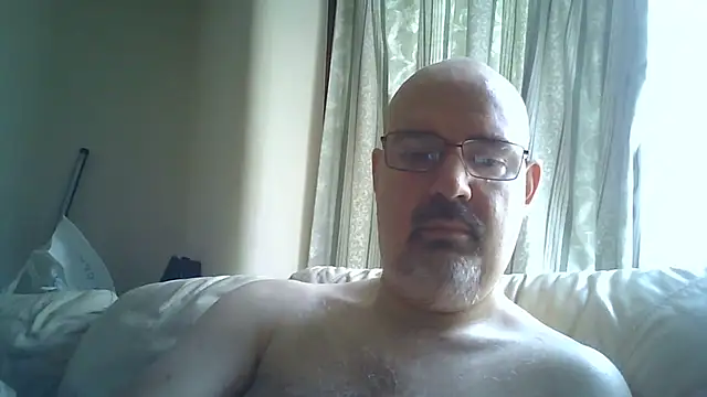 Snapshot of ThatUKguy79 chatting on July 2026 11:28:02 AM ThatUKguy79 online show from July 2026 11:28:02 AM