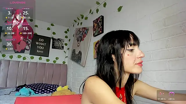 Snapshot of katt__black__ chatting on April 2026 08:10:01 PM katt black online show from April 2026 08:10:01 PM