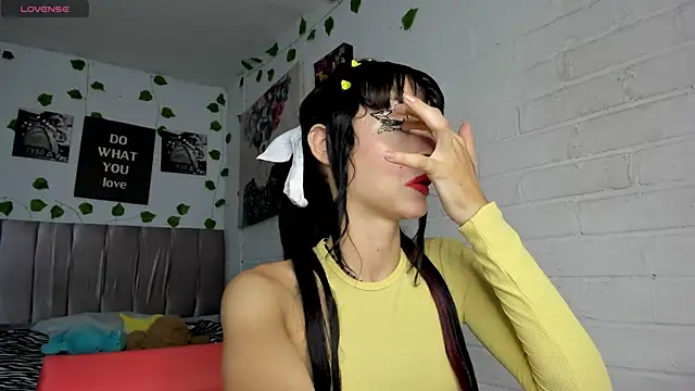 Snapshot of katt__black__ chatting on April 2026 08:00:02 PM katt black online show from April 2026 08:00:02 PM