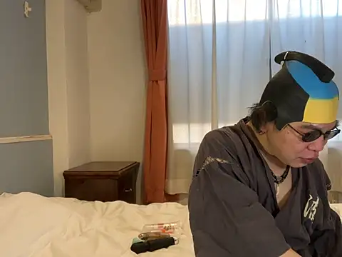 r xyz01 online show from January 2026 07:24:02 AM