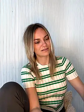 Snapshot of Milla__one chatting on April 2026 09:11:02 AM Milla one online show from April 2026 09:11:02 AM