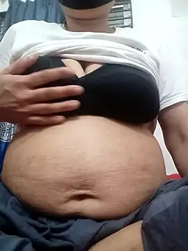 RaselKg online show from April 2026 05:12:02 PM