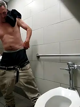 ed44435 online show from October 2025 04:27:01 AM