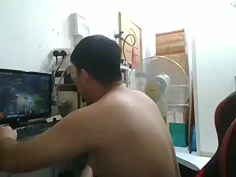 Snapshot of shyboymasturbation chatting on January 2025 01:15:01 PM shyboymasturbation online show from January 2025 01:15:01 PM