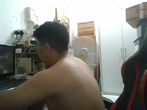 Snapshot of shyboymasturbation chatting on February 2025 03:05:01 PM shyboymasturbation online show from February 2025 03:05:01 PM