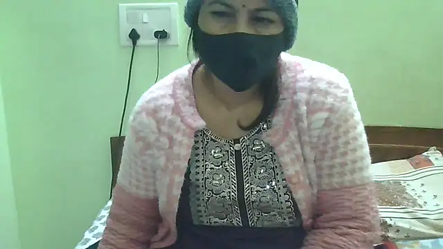 couplesuni online show from December 2024 09:48:02 AM