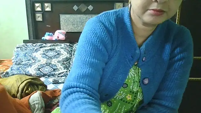 couplesuni online show from January 2026 09:36:02 AM