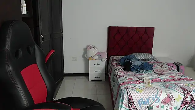 kayla k18 online show from February 2025 01:20:02 AM