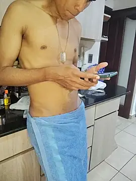 Snapshot of Arturo_Stone chatting on May 2026 11:44:01 PM Arturo Stone online show from May 2026 11:44:01 PM