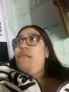 dafne19  online show from December 2025 08:22:01 AM