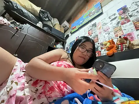 Snapshot of dafne19_ chatting on May 2026 04:17:01 AM dafne19 online show from May 2026 04:17:01 AM