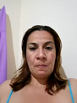 Snapshot of Zaralu_ chatting on February 2025 11:32:01 PM Zaralu online show from February 2025 11:32:01 PM