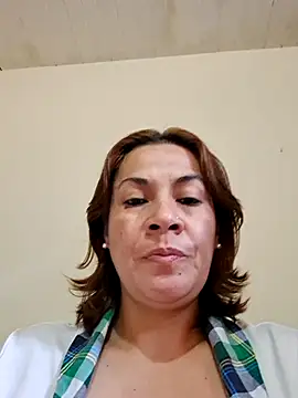 Snapshot of Zaralu_ chatting on December 2025 01:49:02 PM Zaralu online show from December 2025 01:49:02 PM