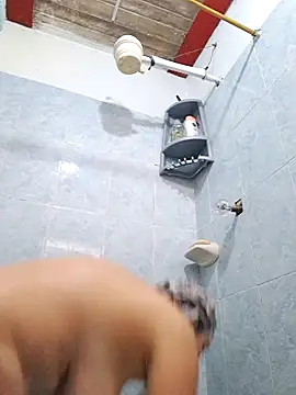 Snapshot of Zaralu_ chatting on February 2026 01:58:01 PM Zaralu online show from February 2026 01:58:01 PM