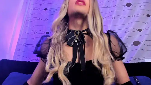 LukaCastillo online show from January 2025 04:04:02 AM