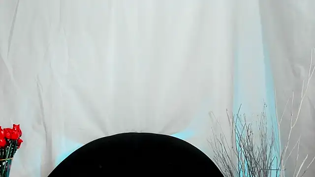 LukaCastillo online show from October 2025 09:38:02 PM