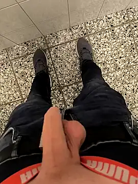 geilehecke1 online show from March 2025 12:04:01 PM