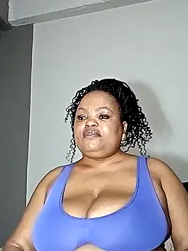Snapshot of hugemelonsxxx chatting on February 2025 05:37:01 PM hugemelonsxxx online show from February 2025 05:37:01 PM