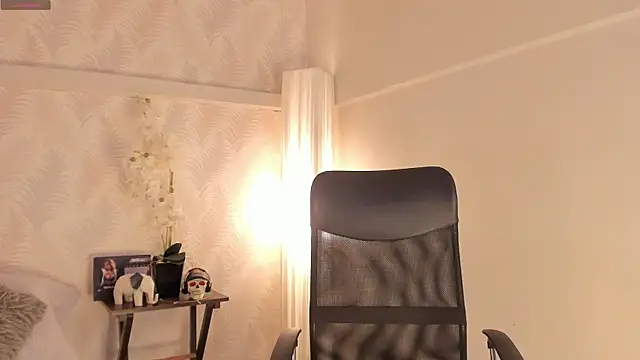 CyntiaAdams online show from February 2025 06:09:01 PM