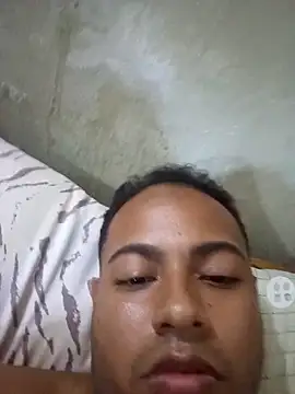 Snapshot of AlkalineCalmness chatting on November 2025 06:29:02 PM AlkalineCalmness online show from November 2025 06:29:02 PM