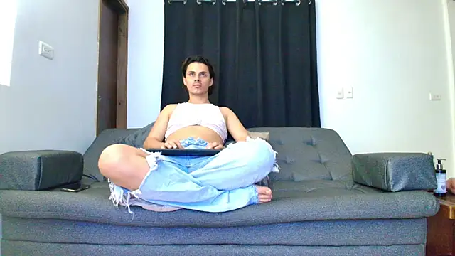 Snapshot of MissPrestige chatting on June 2026 05:10:02 AM MissPrestige online show from June 2026 05:10:02 AM