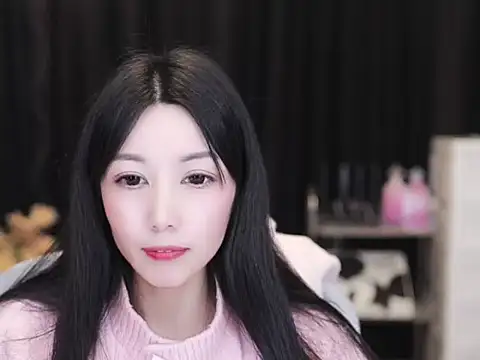 Nuyoah-77 online show from November 2025 03:55:01 PM