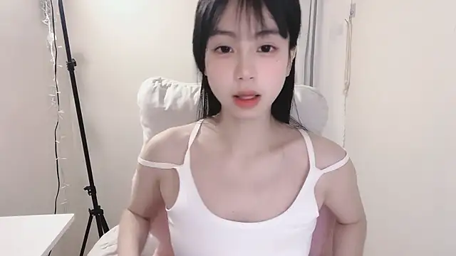 -Hottie online show from February 2025 06:42:01 PM