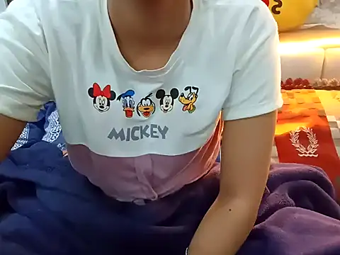 GoldnessAishu online show from December 2024 01:42:02 PM