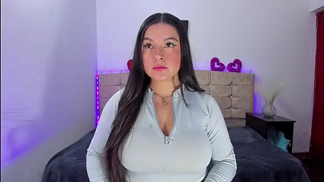 Alice Summer1 online show from December 2025 09:20:02 PM