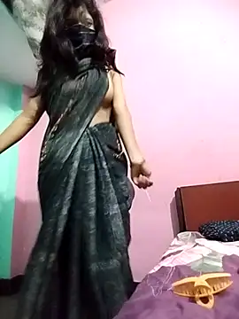 Hotty-Divya online show from September 2025 03:05:01 PM