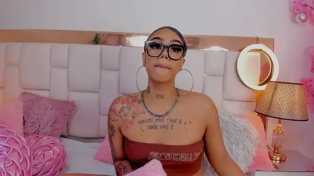 Mia Jansen online show from December 2024 01:07:01 AM