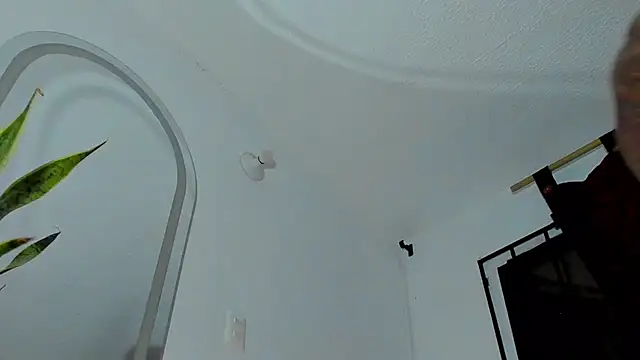 Andrew wolf7 online show from October 2025 03:43:02 AM